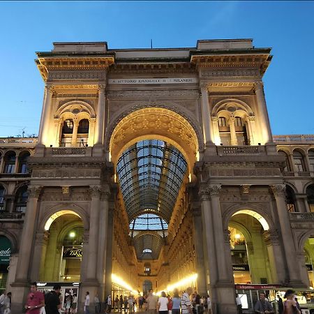 Gardone Apartment - Ampio Appartamento Con 2 Camere Da Letto - Comodo Per Duomo! Mailand Exterior foto