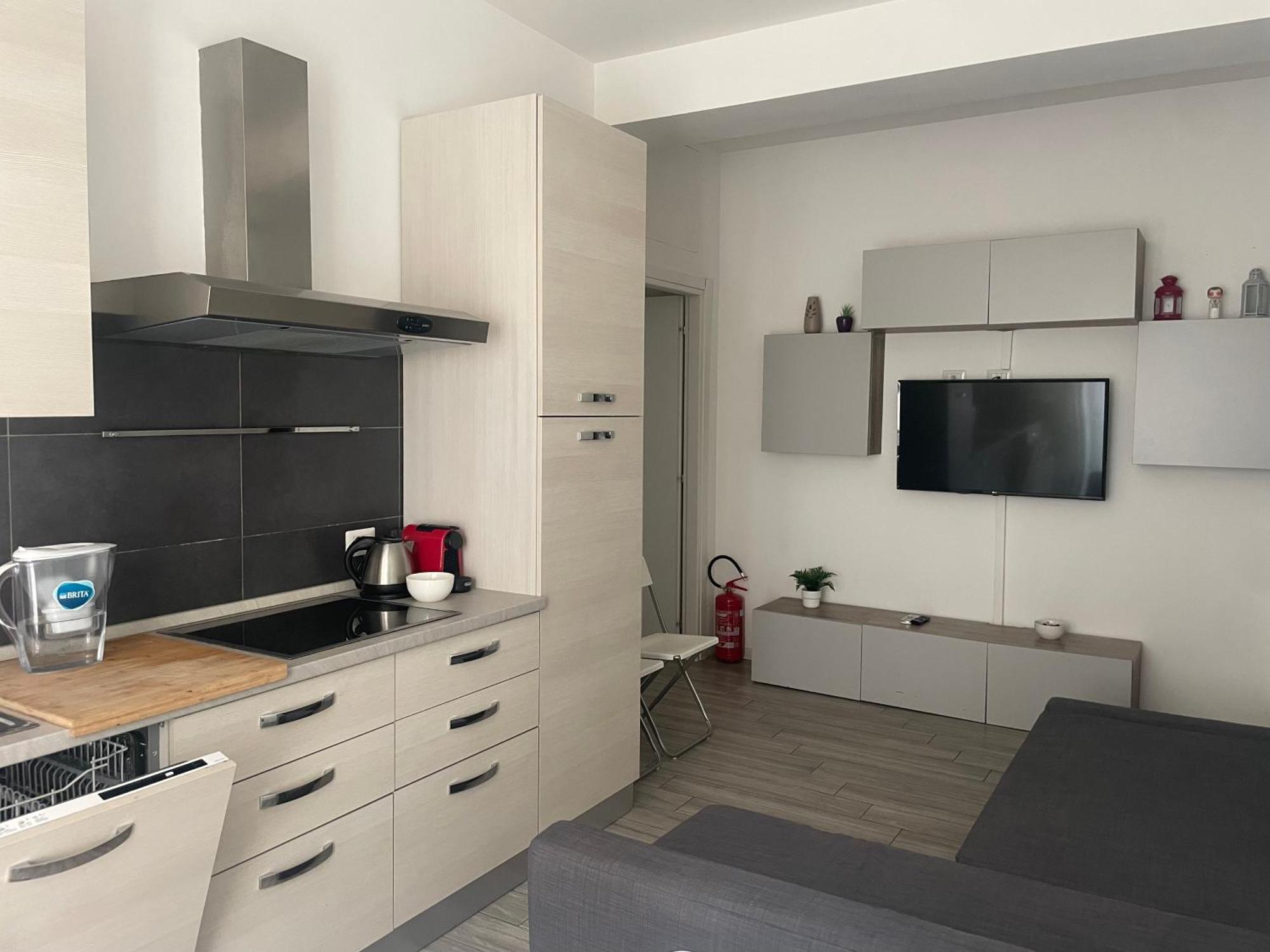 Gardone Apartment - Ampio Appartamento Con 2 Camere Da Letto - Comodo Per Duomo! Mailand Exterior foto