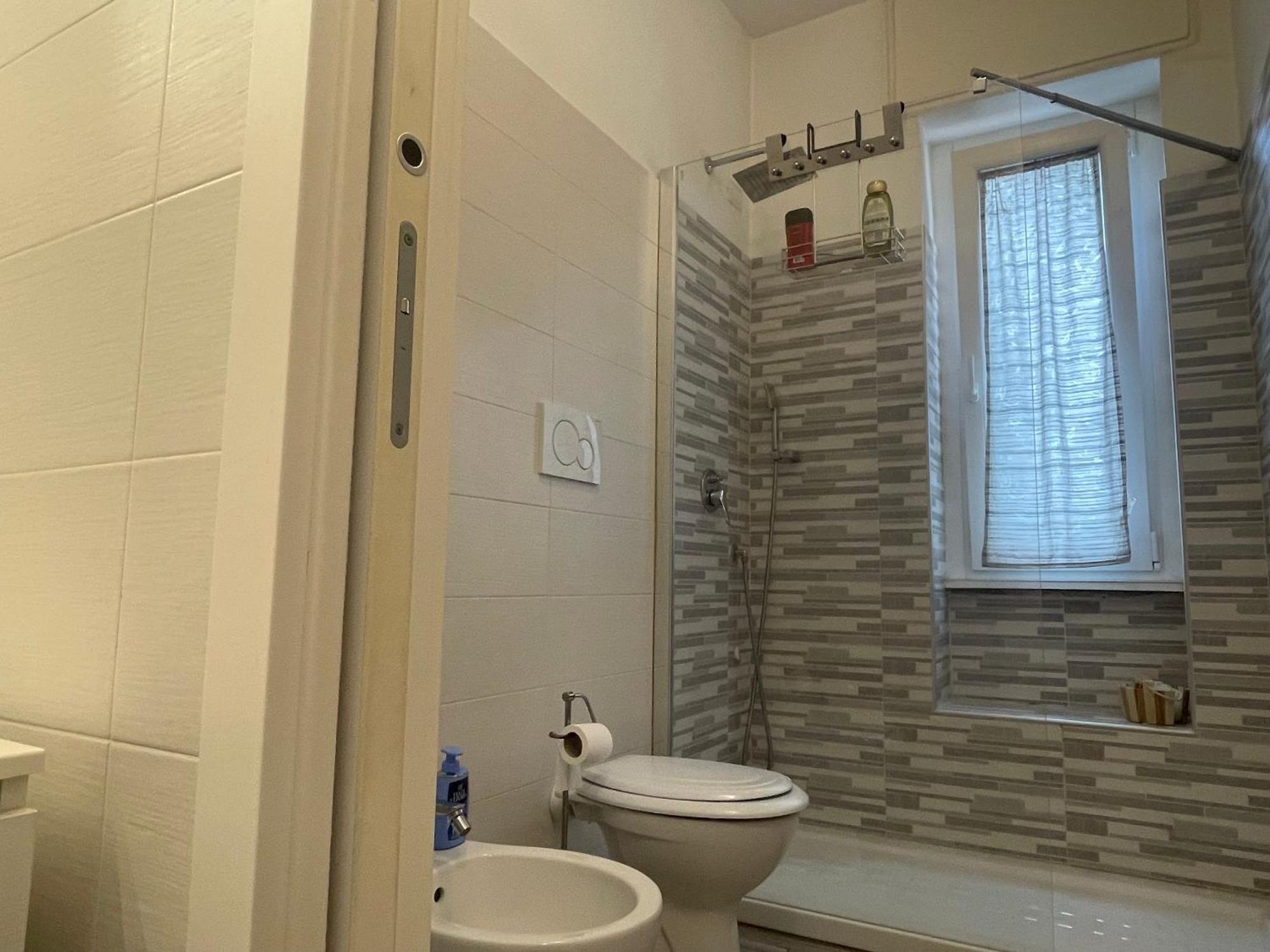 Gardone Apartment - Ampio Appartamento Con 2 Camere Da Letto - Comodo Per Duomo! Mailand Exterior foto